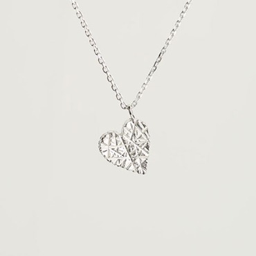 ﻿﻿Shining Wavelets Heart Necklace﻿﻿